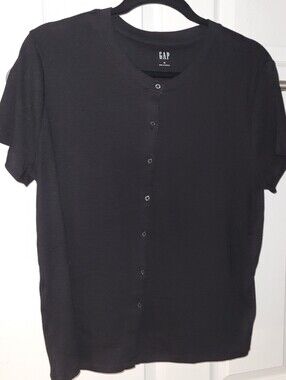 GAP Black Short-Sleeve Button-Down Casual Shirt